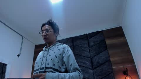 Snapshot of lauraagomezz__ chatting on February 16, 2:09 am lauraagomezz__ online show from February 16, 2:09 am