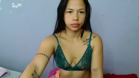lauracb          online show from March 6, 4:07 pm