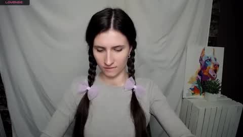 Laura online show from March 1, 8:23 am