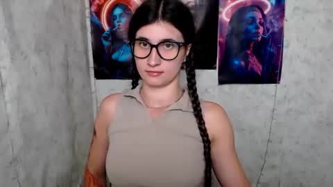 Laura online show from July 12, 9:34 am