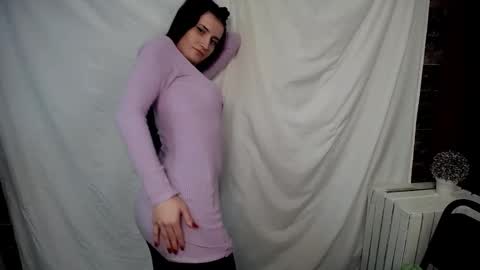 Laura online show from February 13, 11:17 am