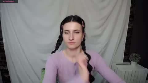 Laura online show from February 20, 11:20 am