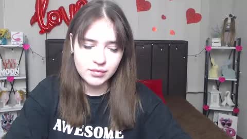 LauraHlot online show from February 17, 6:39 pm