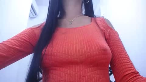 lauramossart online show from October 6, 4:30 am