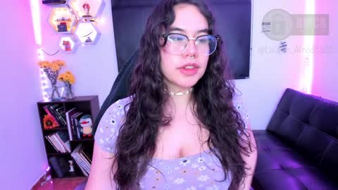 Snapshot of lauren_afrodita chatting on January 14, 6:45 am Im Lauren independent model online show from January 14, 6:45 am