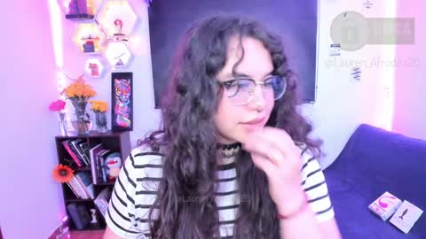 Snapshot of lauren_afrodita chatting on January 2, 5:03 am Im Lauren independent model online show from January 2, 5:03 am