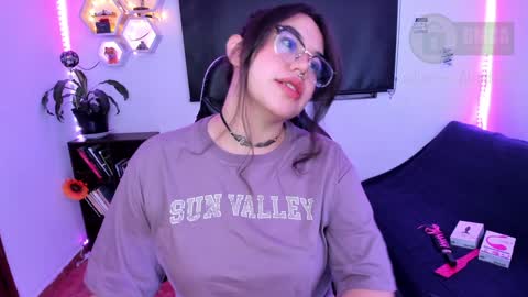 Snapshot of lauren_afrodita chatting on December 30, 12:11 am Im Lauren independent model online show from December 30, 12:11 am