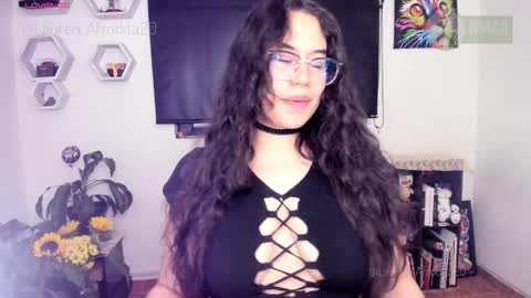 Snapshot of lauren_afrodita chatting on September 11, 5:31 am Im Lauren independent model online show from September 11, 5:31 am
