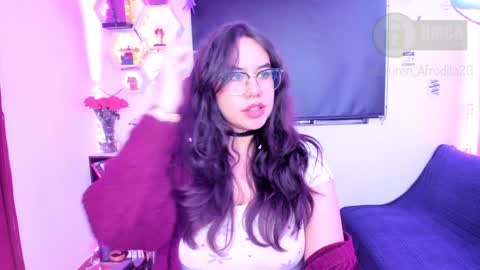 Snapshot of lauren_afrodita chatting on December 20, 7:01 am Im Lauren independent model online show from December 20, 7:01 am