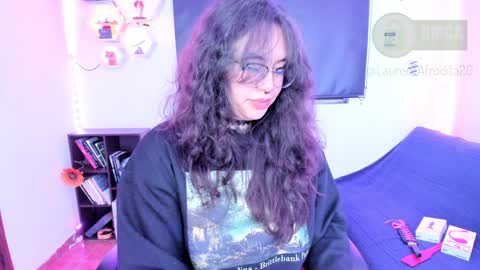 Snapshot of lauren_afrodita chatting on December 29, 8:22 am Im Lauren independent model online show from December 29, 8:22 am