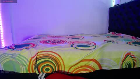 laurenkenner28_ online show from October 28, 8:10 pm