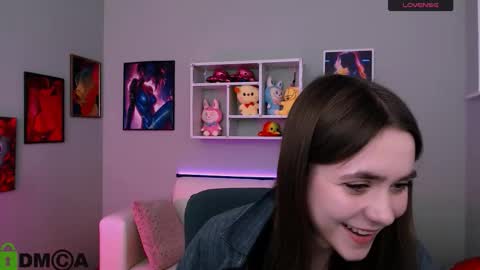 Laure online show from March 1, 11:25 am