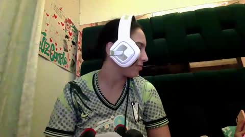 Laurent online show from January 10, 5:37 am