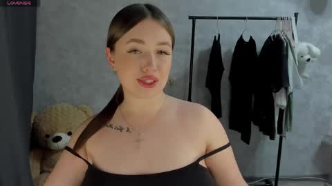Diana online show from May 17, 2:48 pm