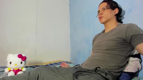 ZAmbrano online show from October 7, 3:46 am