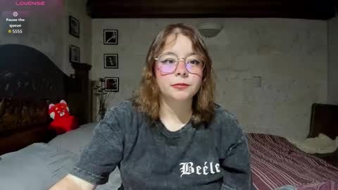 laylaah online show from February 2, 12:52 am