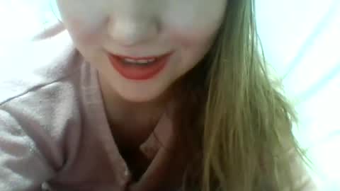 layannalea online show from January 24, 4:48 am