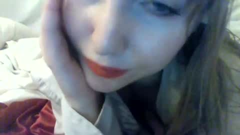 layannalea online show from January 20, 4:21 am