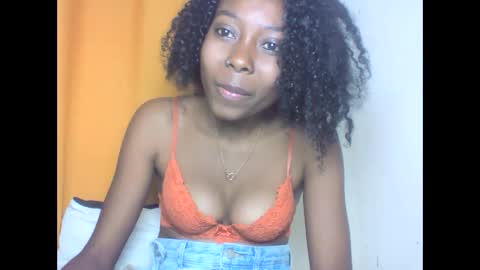 layannek online show from September 26, 9:28 am