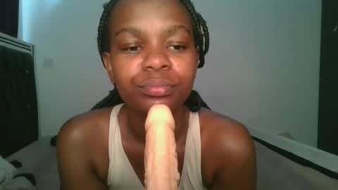 layla_cutiee online show from March 2, 5:08 am