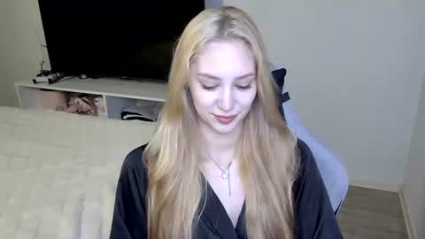 LaylaPretty001 online show from July 4, 5:22 am