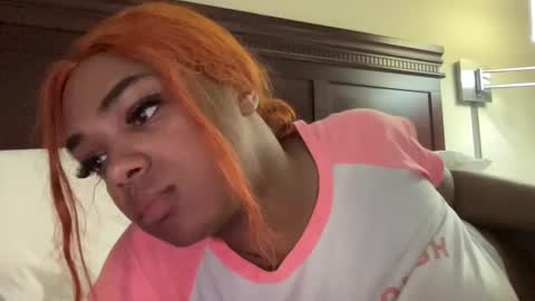 Snapshot of laylasimone97 chatting on March 2, 11:09 pm Sexy SImone online show from March 2, 11:09 pm