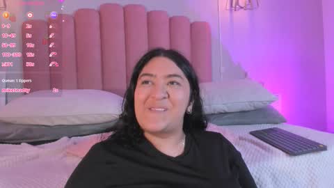 Leah online show from January 16, 5:44 pm