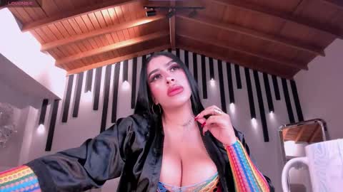 leahlombardi_ online show from October 1, 4:00 am