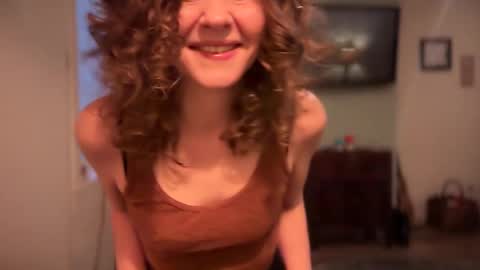 Leah Sparkles online show from December 1, 9:06 pm