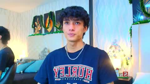 Lean online show from December 15, 10:06 pm