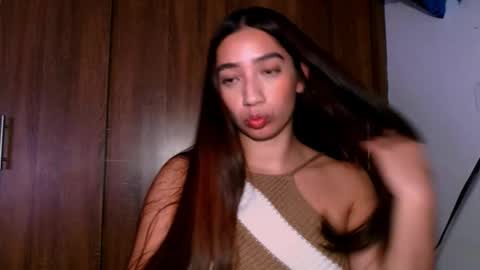 leanaalhub online show from December 21, 8:15 pm