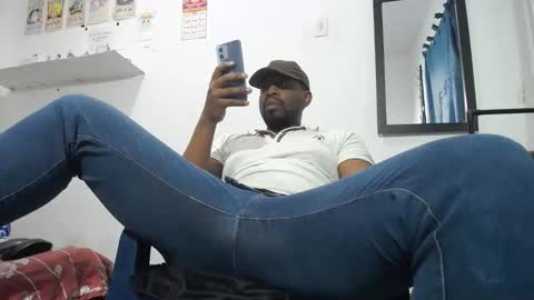 Latino hot online show from May 15, 11:23 pm