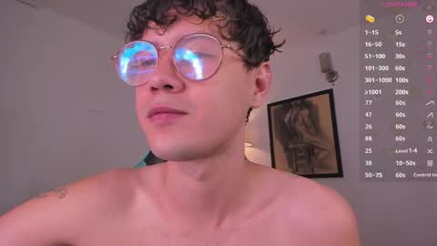 leaneseb online show from November 9, 8:11 pm