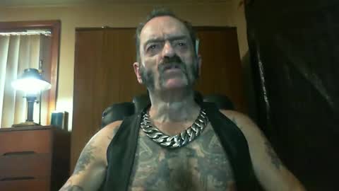 Snapshot of leathergreaser chatting on February 16, 11:16 pm leathergreaser online show from February 16, 11:16 pm
