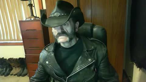 Snapshot of leathergreaser chatting on September 20, 8:34 pm leathergreaser online show from September 20, 8:34 pm