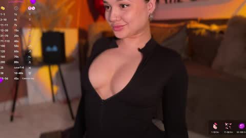 Amelie online show from April 17, 12:18 pm