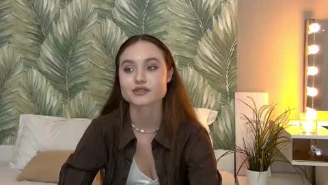 Leela online show from October 18, 3:27 pm