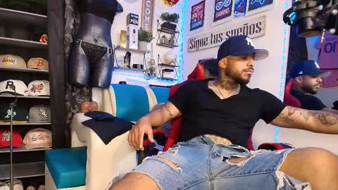 leenar_key online show from February 12, 2:42 pm