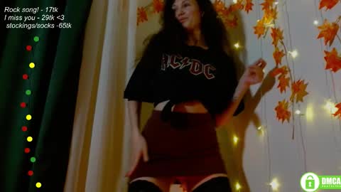 hey Im Leia and I love rock  online show from November 14, 8:11 pm