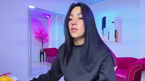 Leia.  online show from January 28, 11:17 am