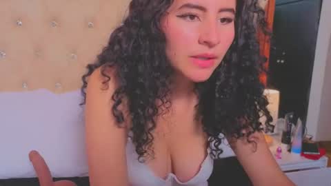 Leia online show from August 9, 3:45 am