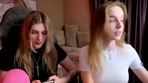 Leia online show from April 3, 4:36 pm