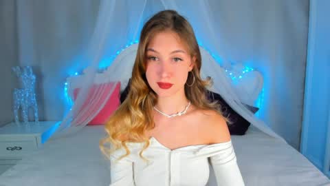 leiawow online show from April 1, 8:59 am