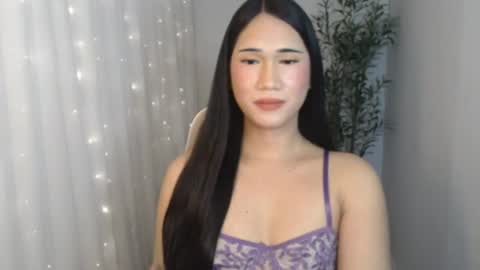 leighs_celine online show from July 5, 4:25 pm