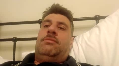 leightimmins001 online show from November 26, 9:00 pm