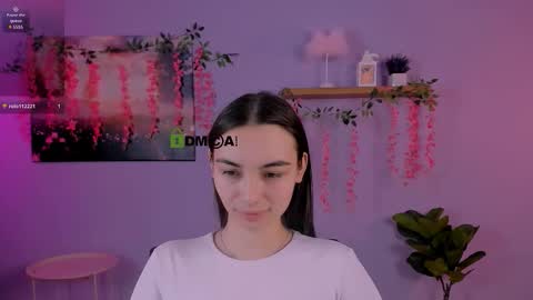 leila_viper_ online show from February 11, 9:07 pm