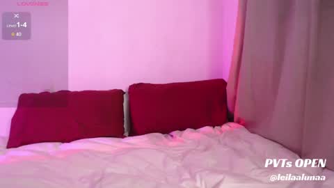 LEILA LUNA online show from April 12, 4:16 am