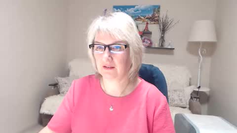 Leila Kinky online show from April 19, 5:19 am