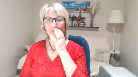 Leila Kinky online show from February 4, 7:12 am