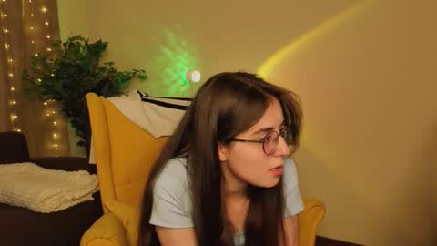 Luna online show from October 2, 5:45 pm